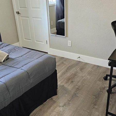 אוסטין Spacious Home Near Downtown מראה חיצוני תמונה
